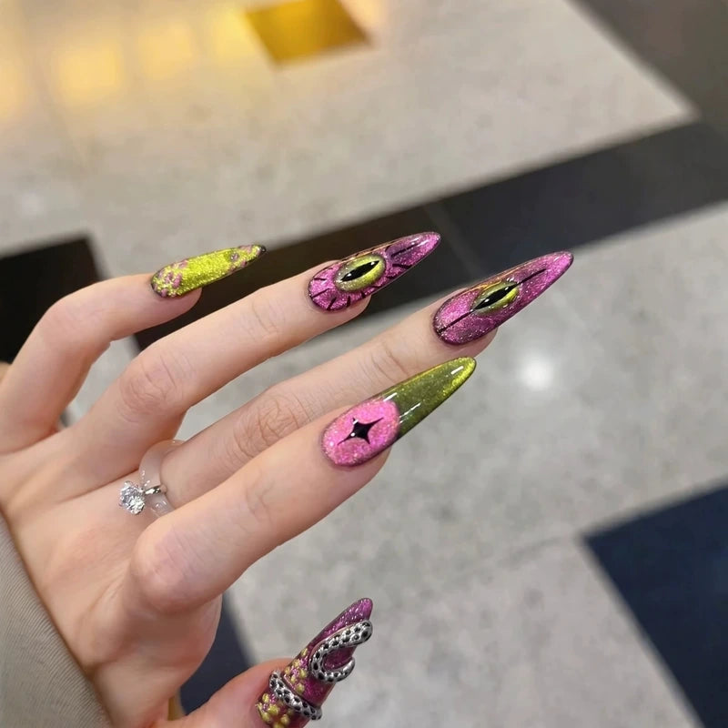 Alien Eye Cat Eye Press-On Nails