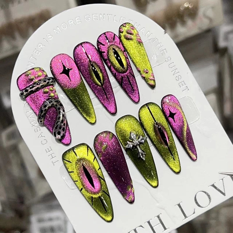 Alien Eye Cat Eye Press-On Nails