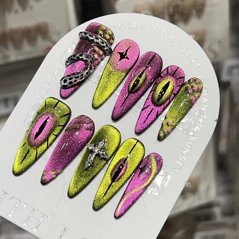Alien Eye Cat Eye Press-On Nails