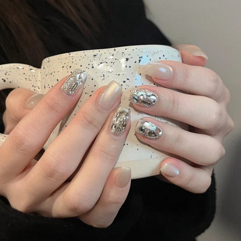 Everyday Nail Art Press-On Nails, 32 Designs — Silver Foil Nude