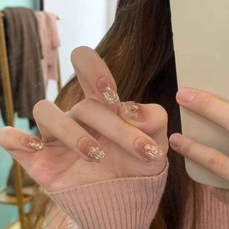 Everyday Nail Art Press-On Nails, 32 Designs — Warm Champagne Gold Glitter